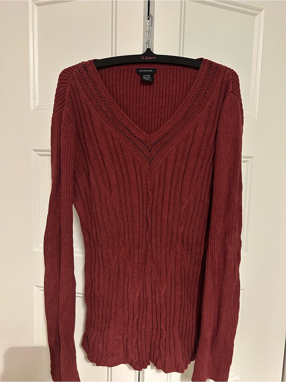 Calvin Klein Jeans Ribbed V-Neck Sweater - Burgundy